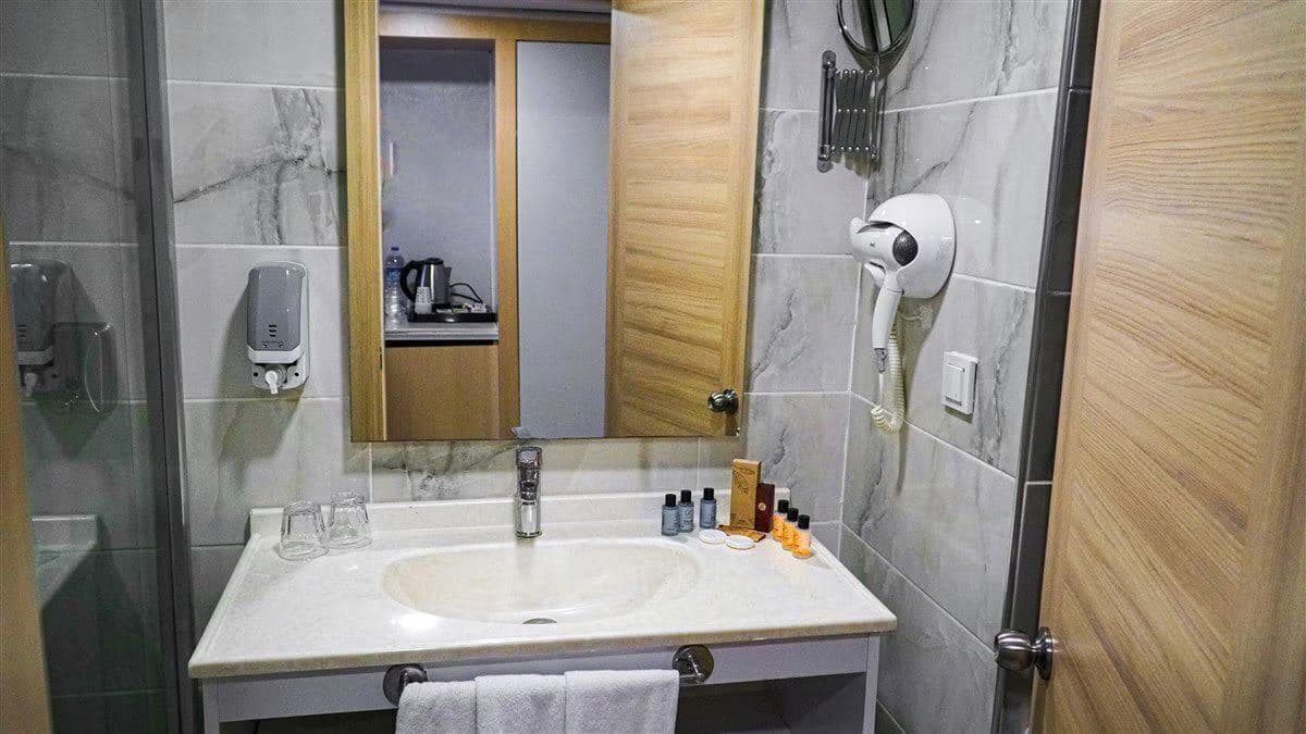 rooms-standard-room