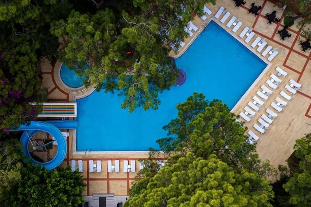 pools-outdoor-pool