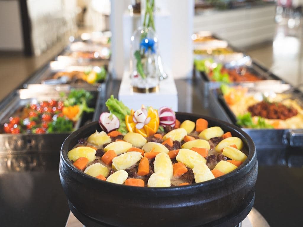 restaurants-restaurant