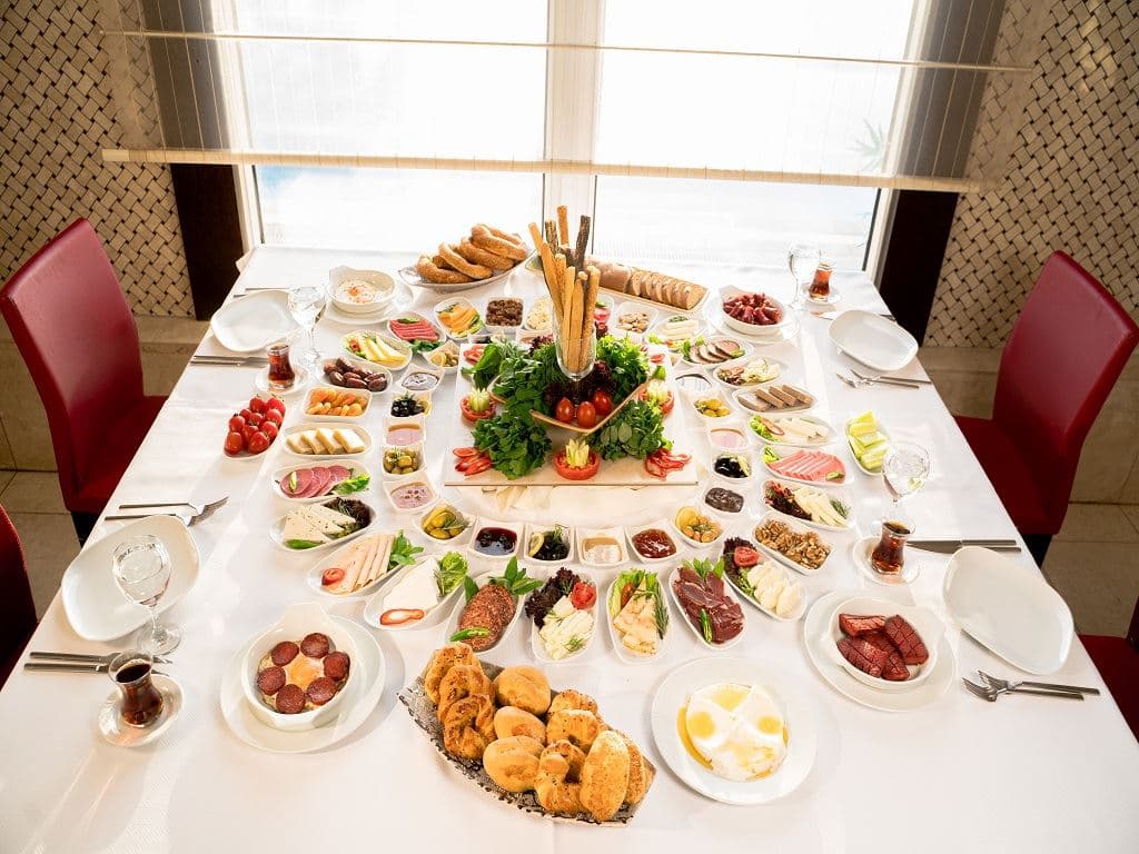 restaurants-restaurant