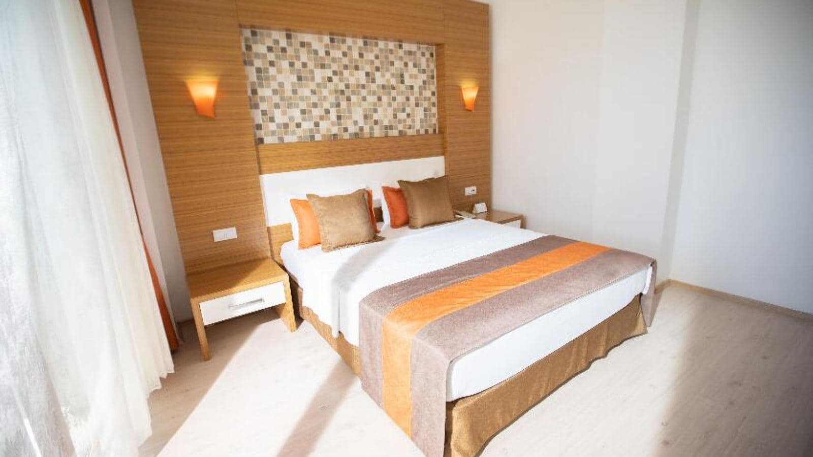 rooms-suit-oda