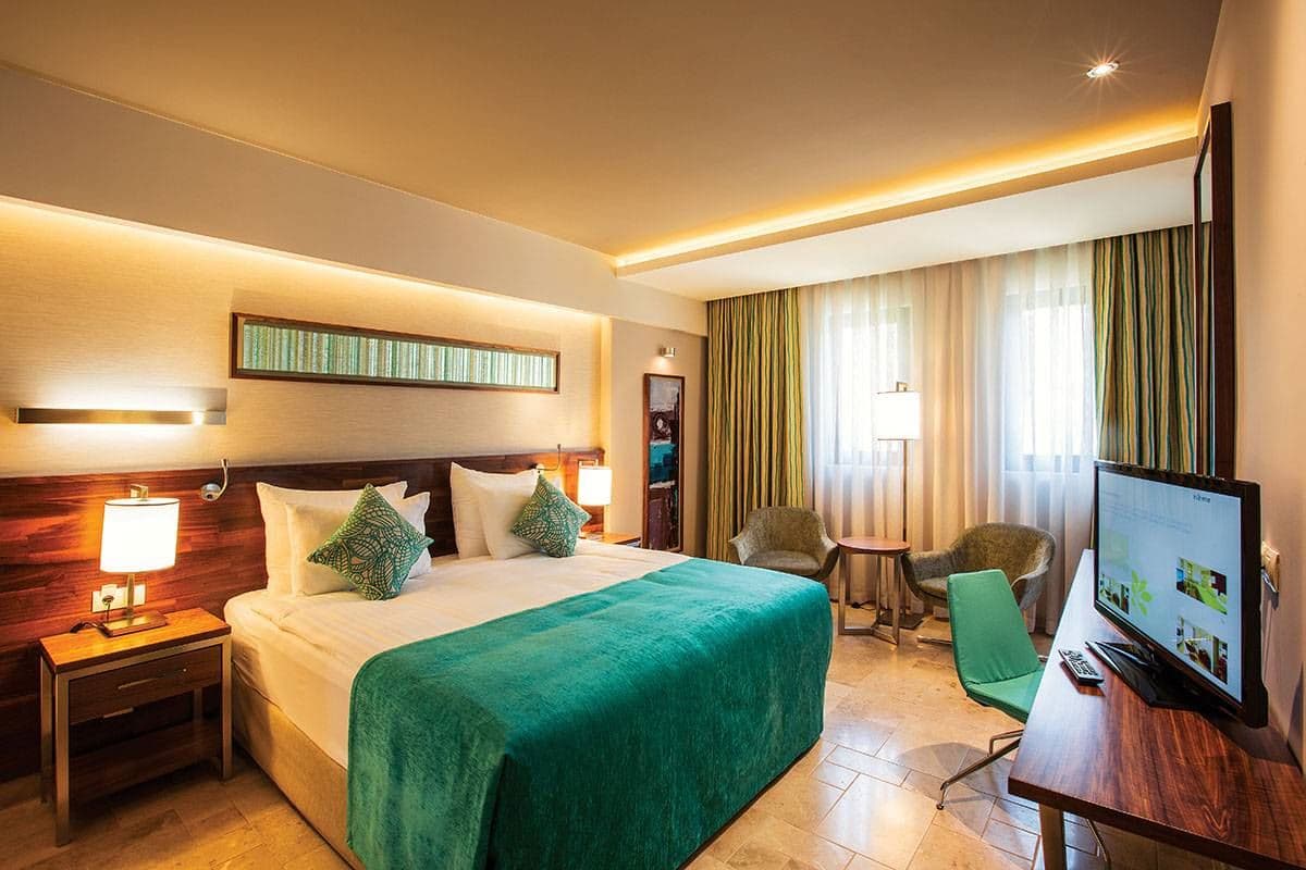rooms-club-family-deluxe-suite-room