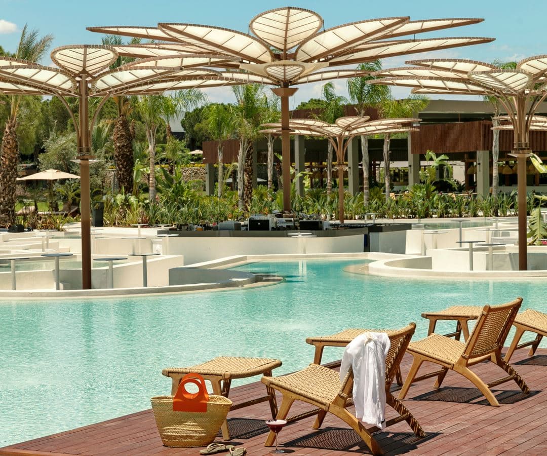 bars-azure-pool-bar