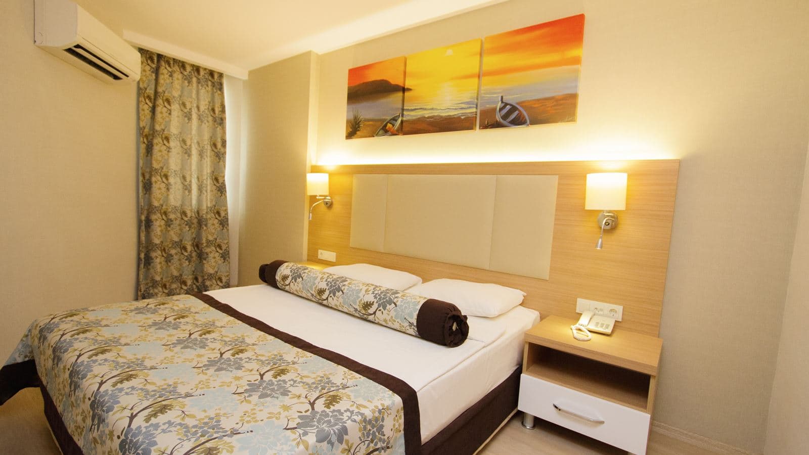rooms-family-room