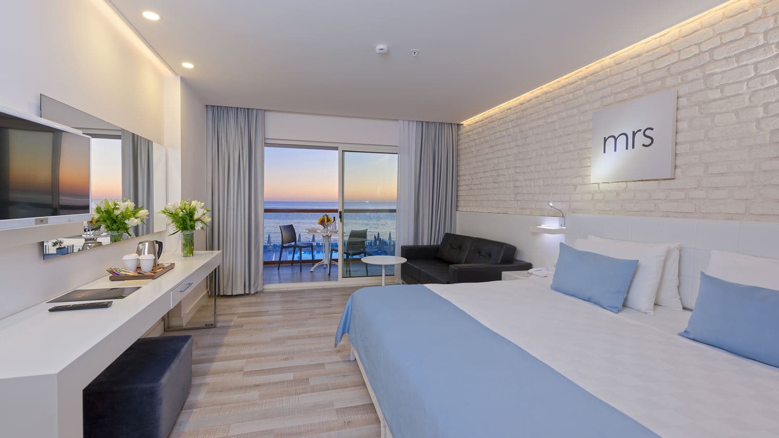 rooms-premium-room