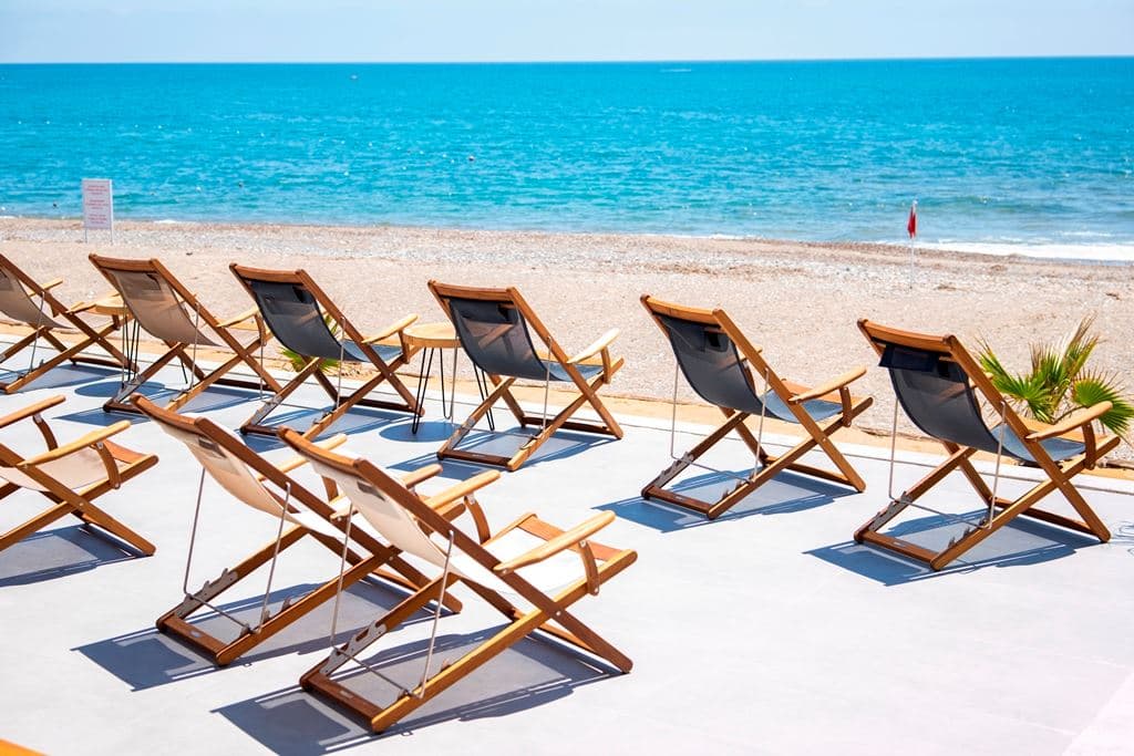 bars-beach-bar