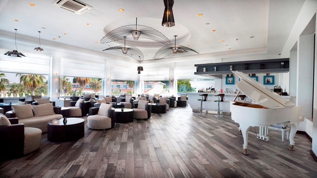 bars-piano-bar