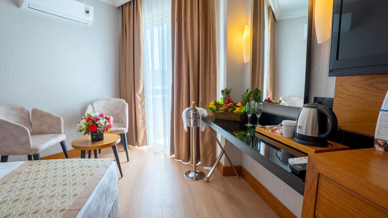 rooms-standard-room