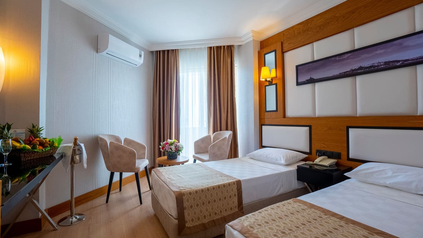 rooms-family-room