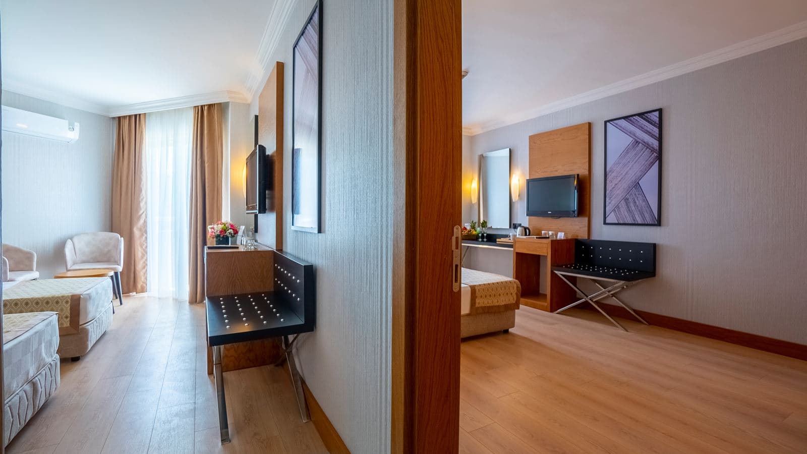 rooms-family-room