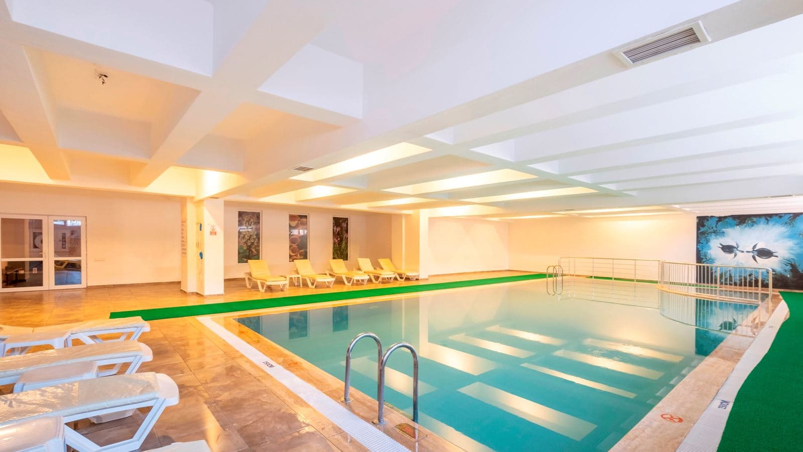 pools-indoor-pool