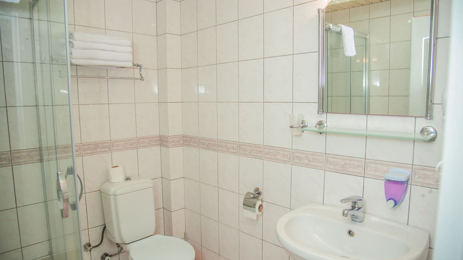 rooms-standard-room