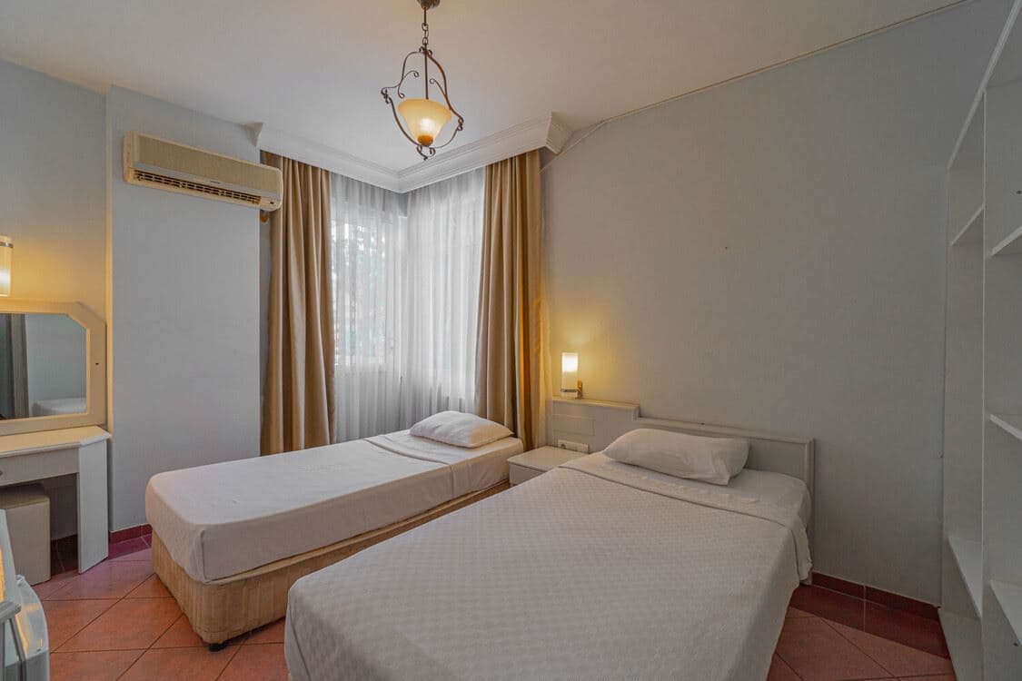 rooms-standard-room
