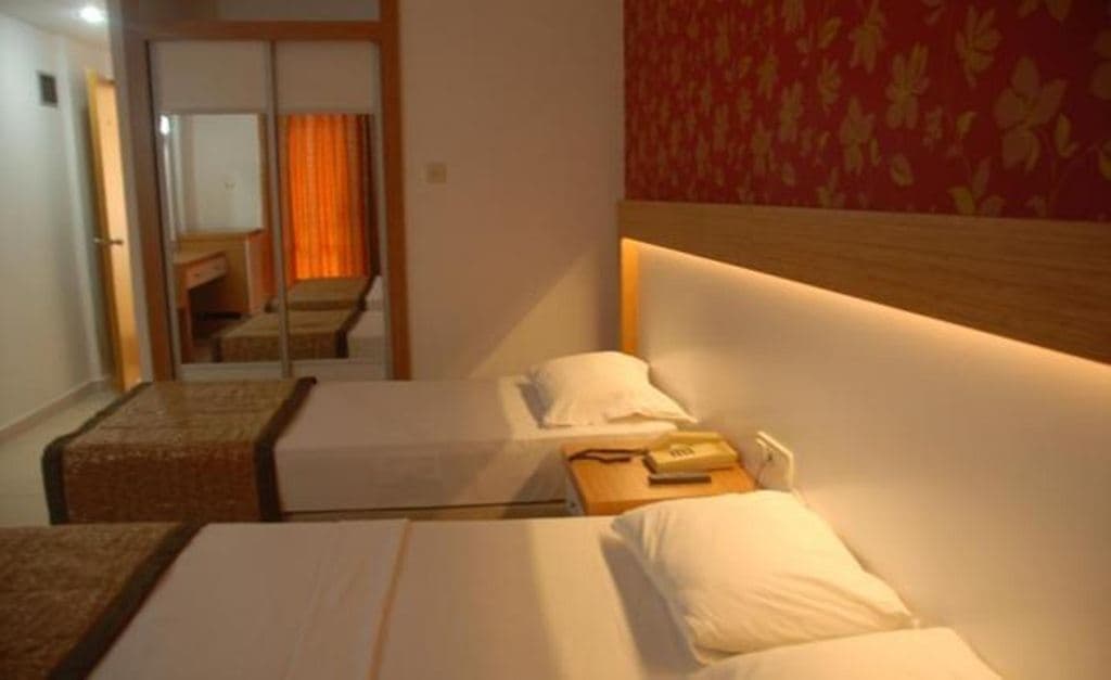 rooms-standard-room
