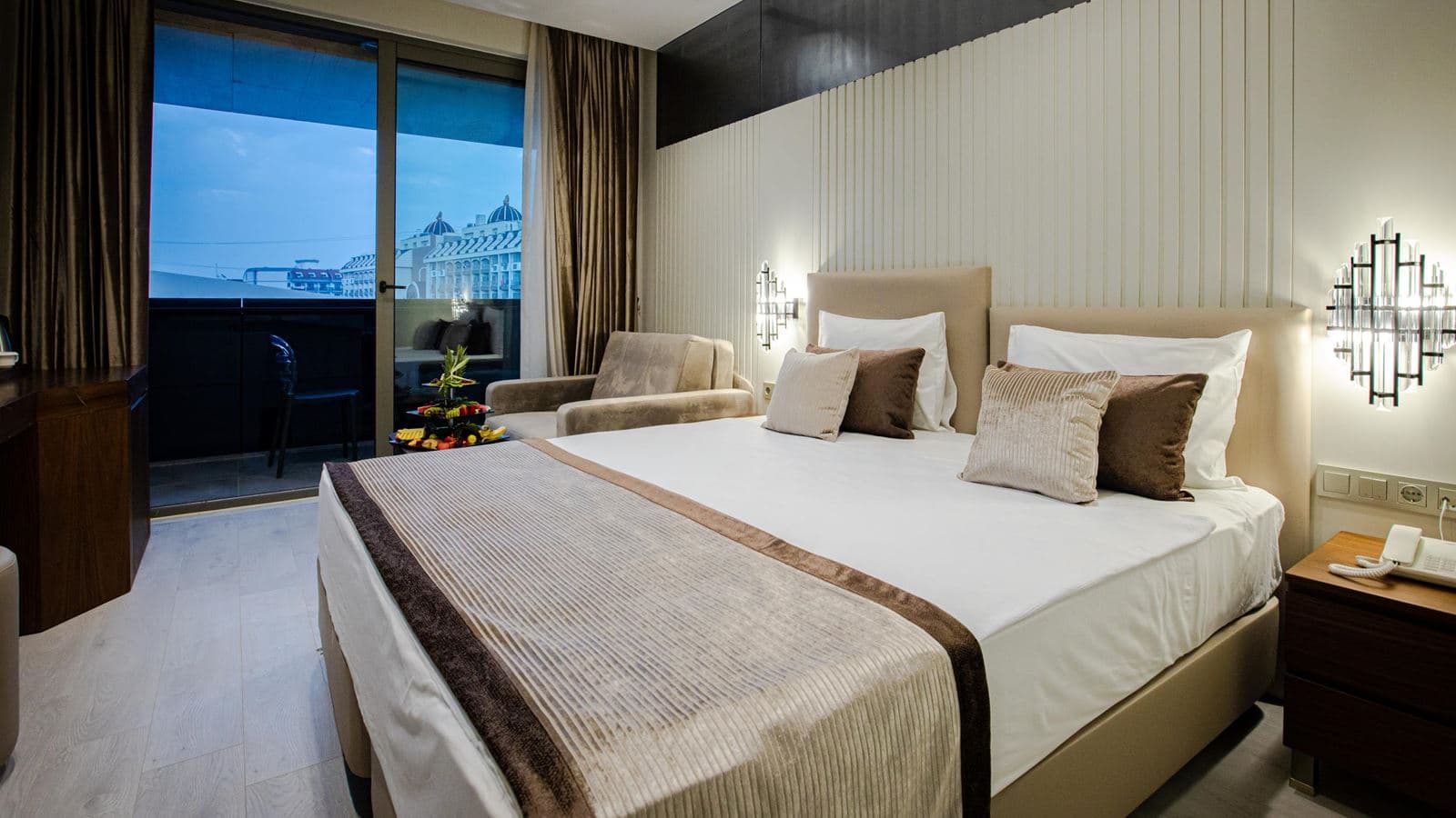 rooms-family-room
