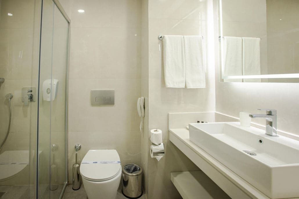 rooms-family-large-room