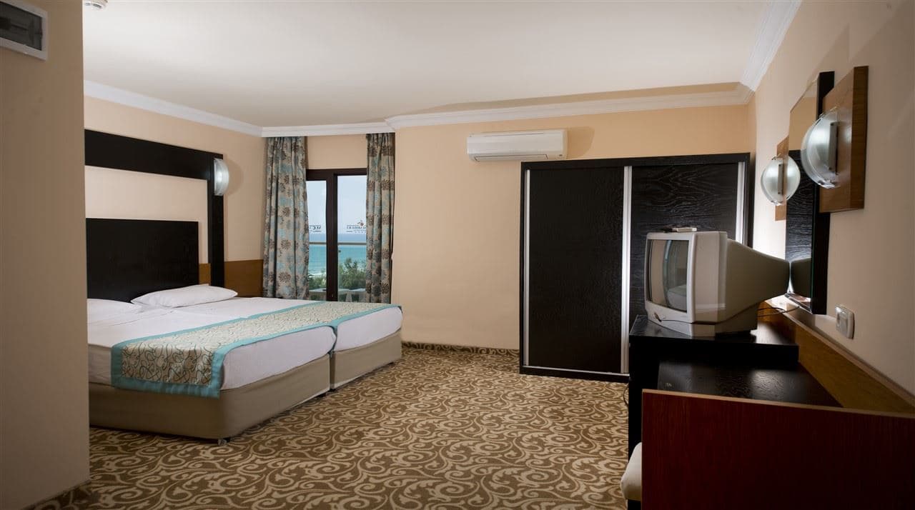 rooms-standard-room