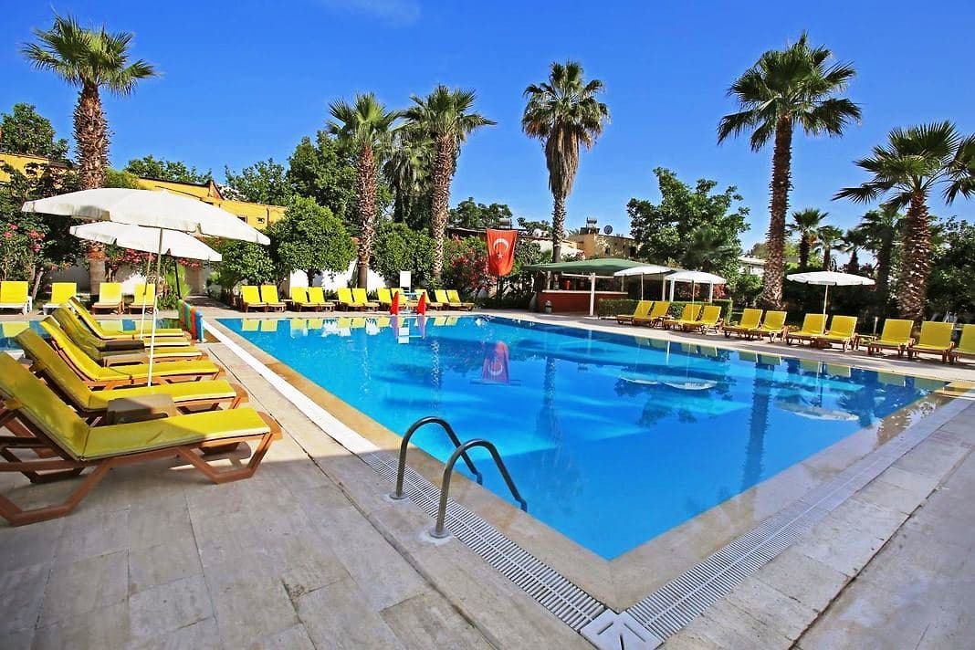 pools-main-building