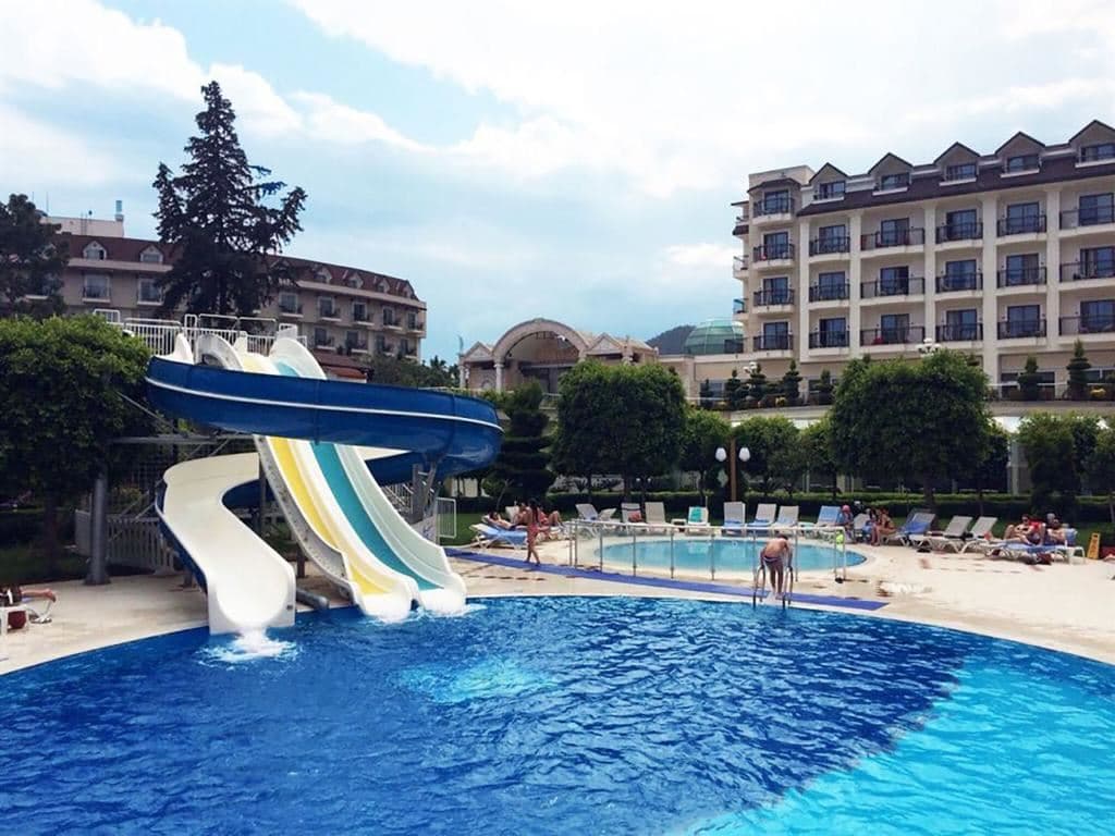 water-park-water-park