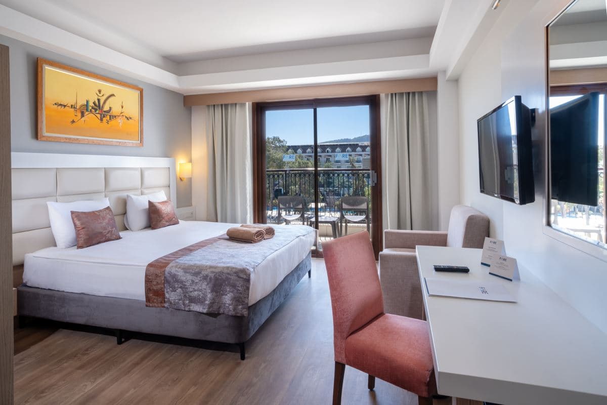 rooms-family-room