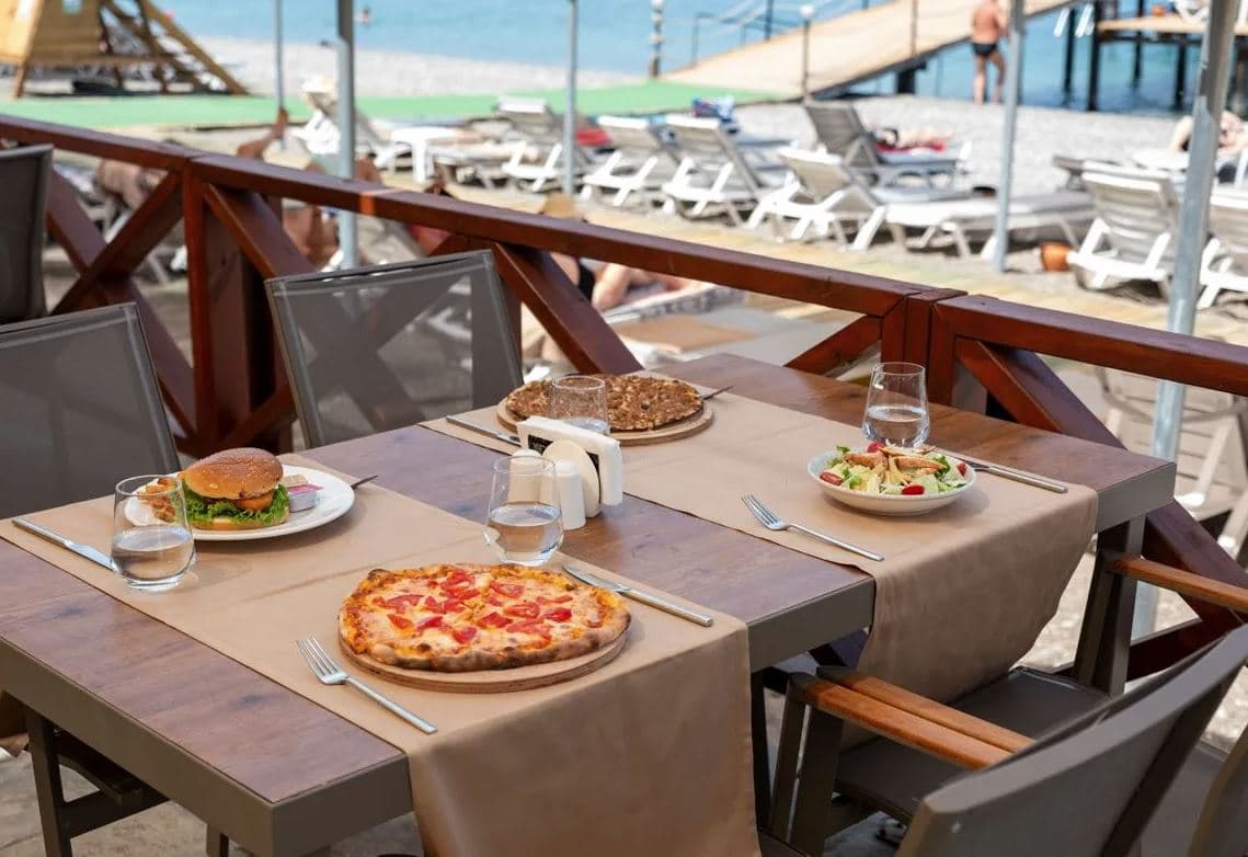 bars-breeze-bar--beach-bar-
