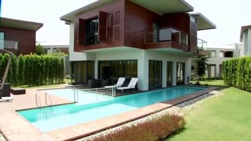 pools-outdoor-pool
