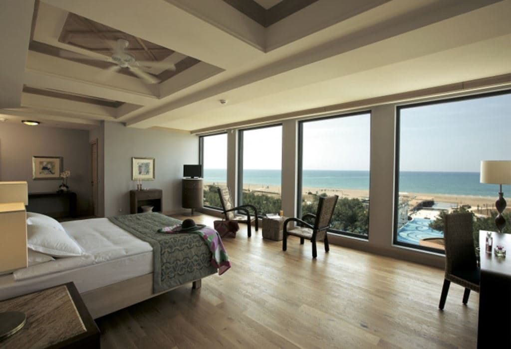 rooms-king-suite