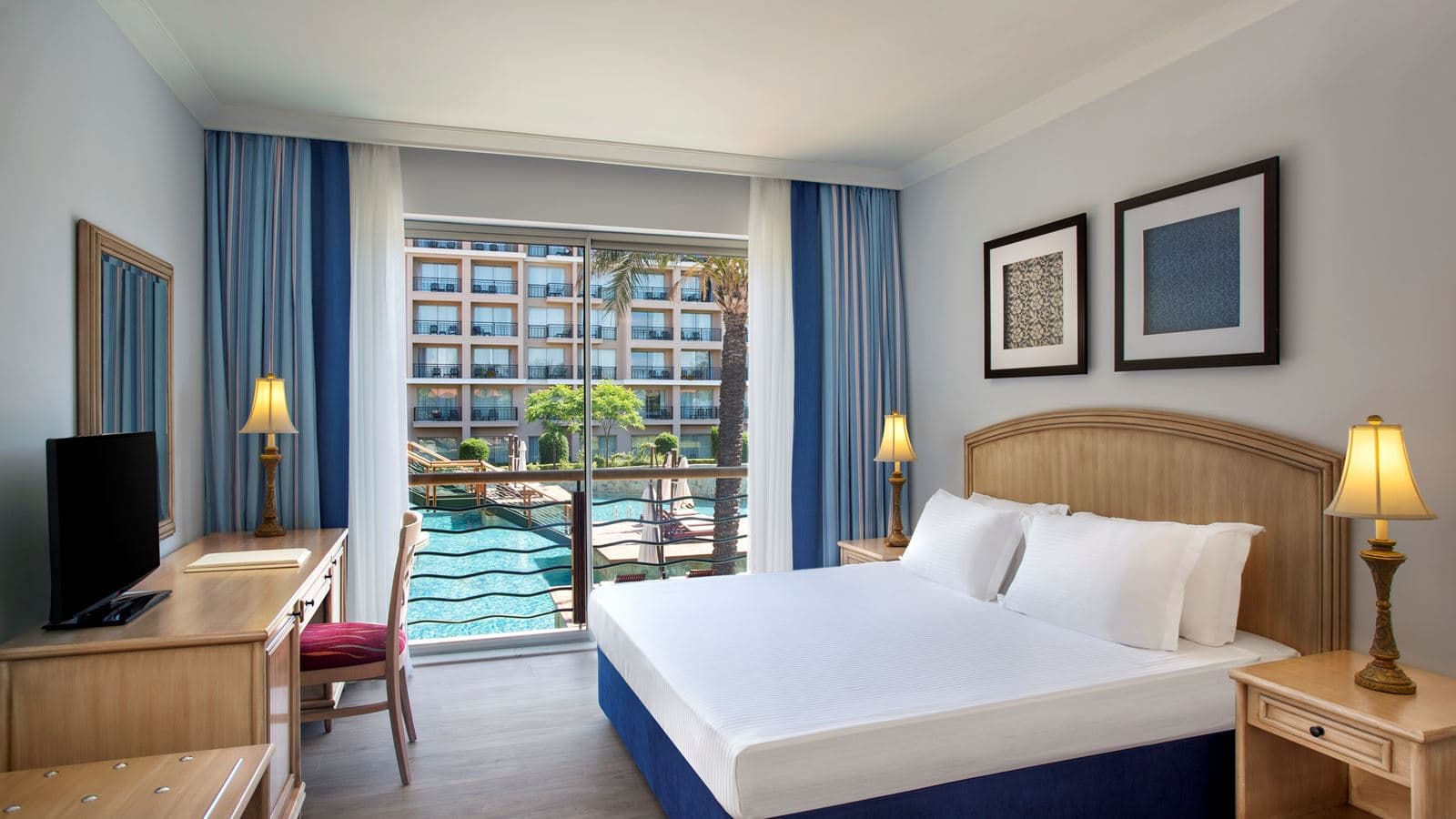 rooms-lake-villa