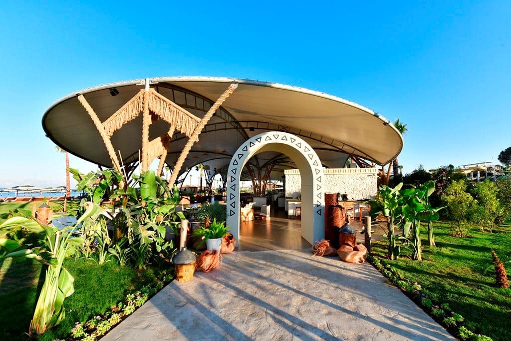 bars-javara-beach-bar
