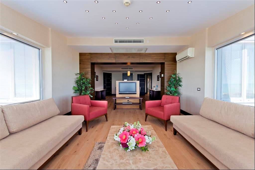 rooms-jakuzzi-suite