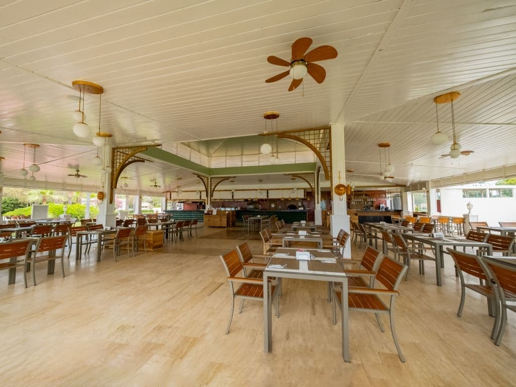 restaurants-meze-turkish-alacarte-restaurant