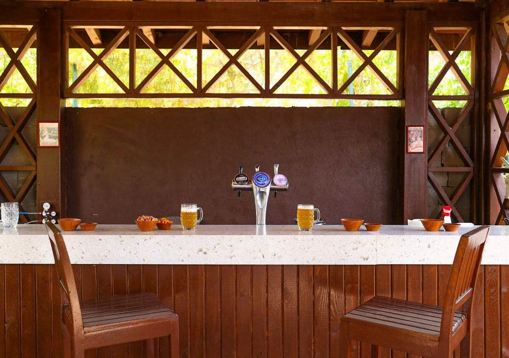 bars-beach-bar