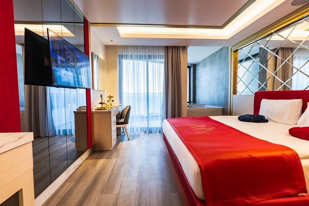 rooms-standard-partial-sea-view-room