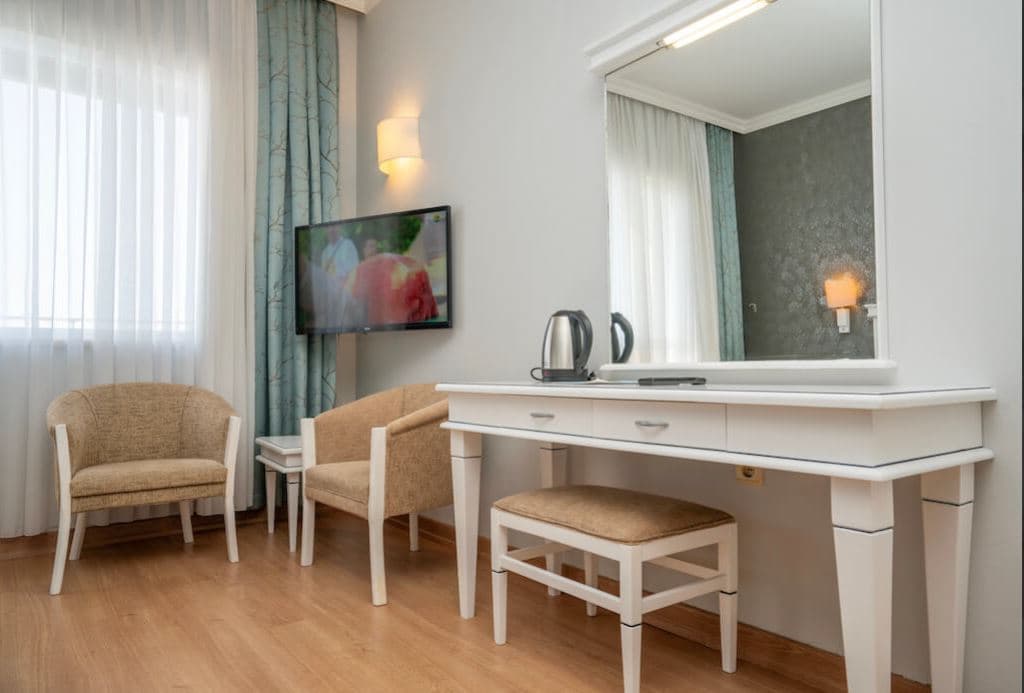 rooms-family-room