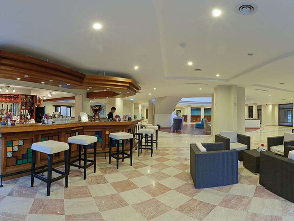 bars-lobby-bar