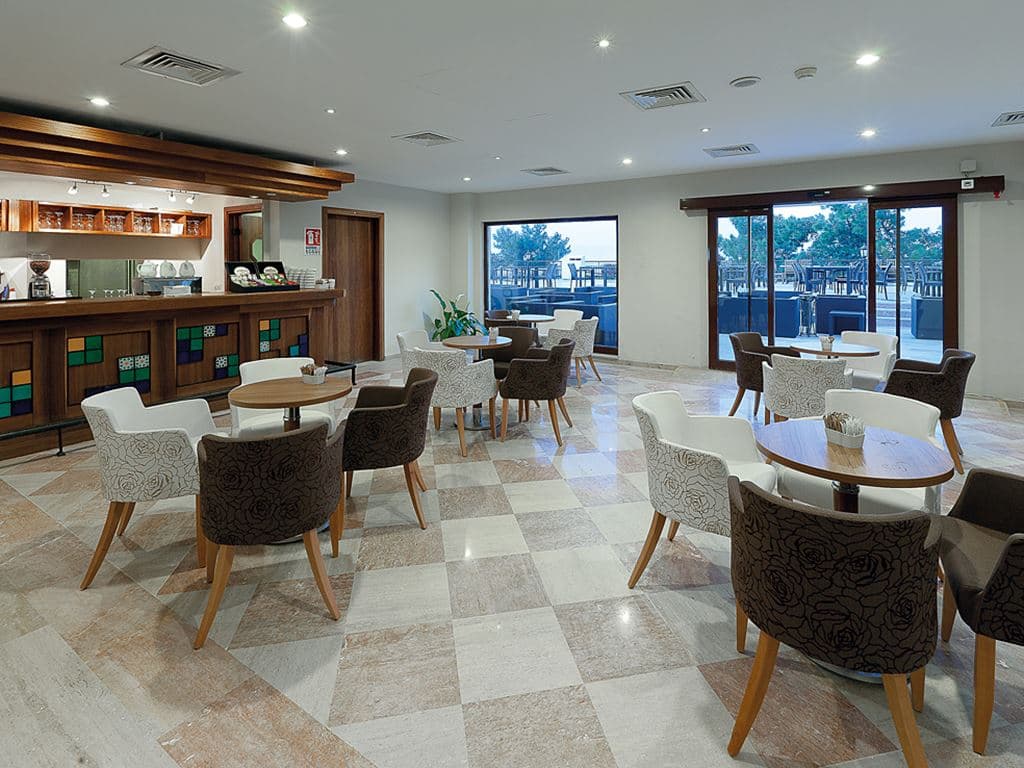 bars-lobby-bar