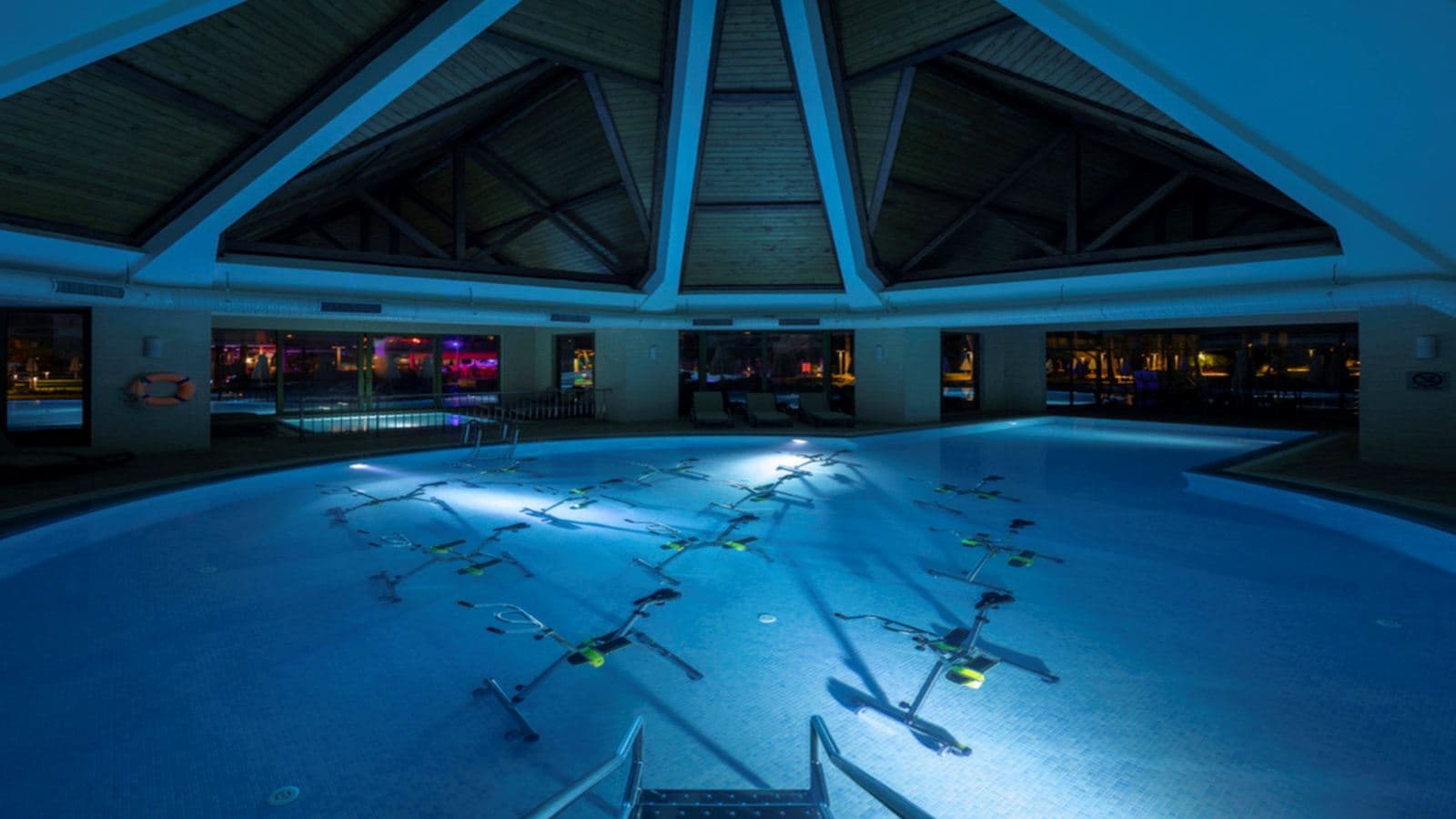 pools-indoor-pool