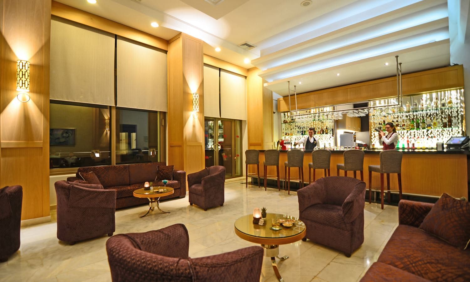 bars-lobby