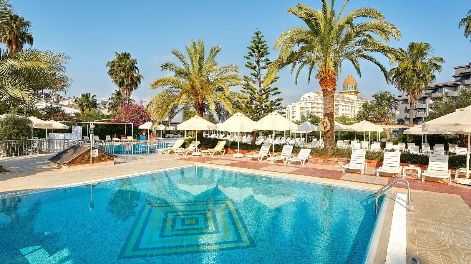 pools-outdoor-pool