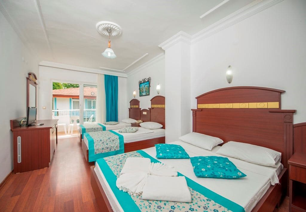 rooms-family-room