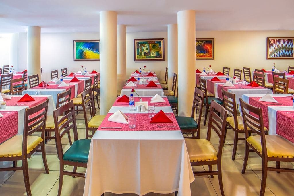 restaurants-restaurant