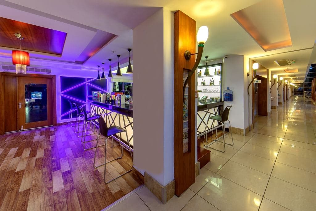 bars-lobby-bar
