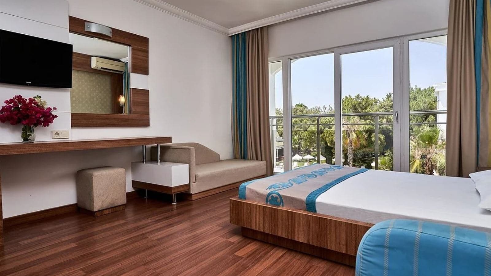 rooms-standard-room