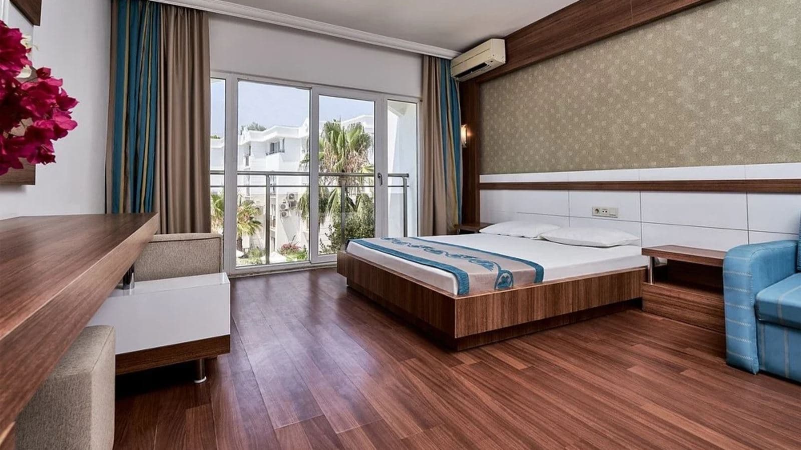 rooms-standard-room