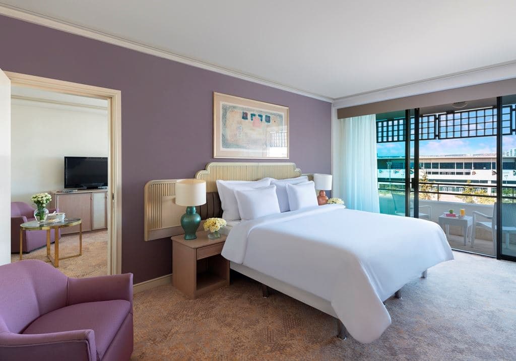 rooms-connection-room