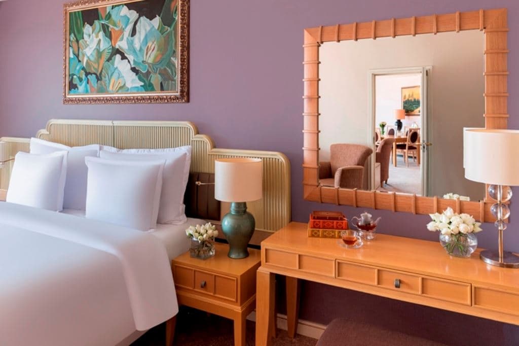 rooms-deluxe-suite