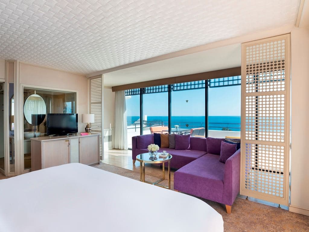 rooms-deluxe-terrace-suite