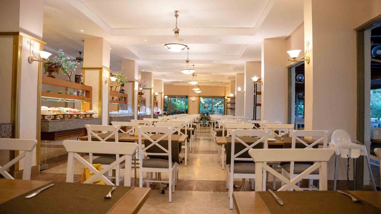 restaurants-main-restaurant