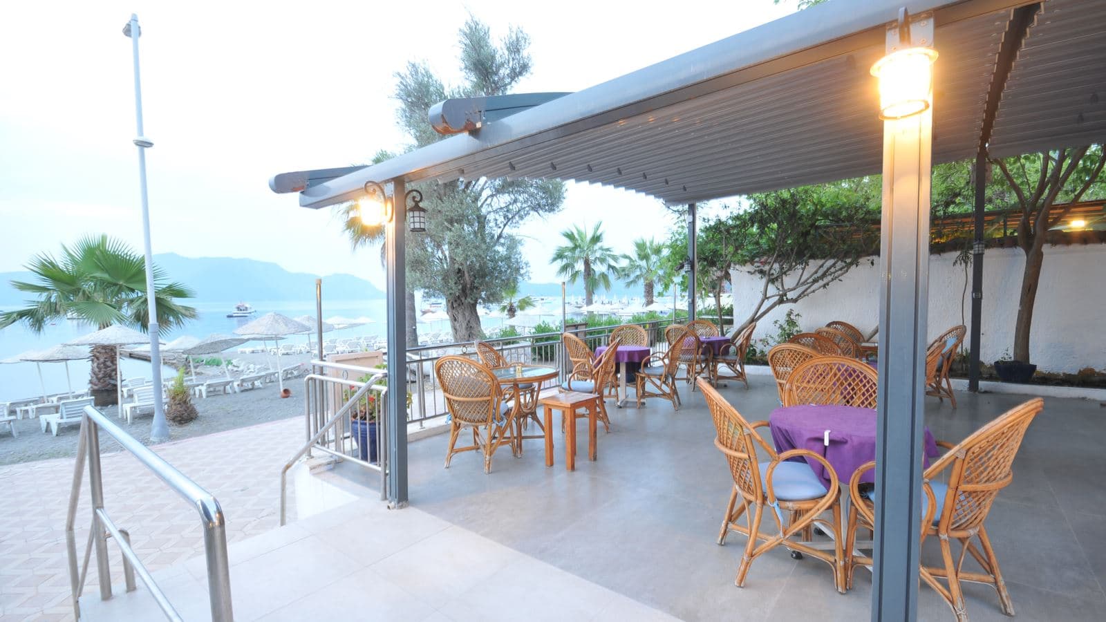 bars-beach-bar