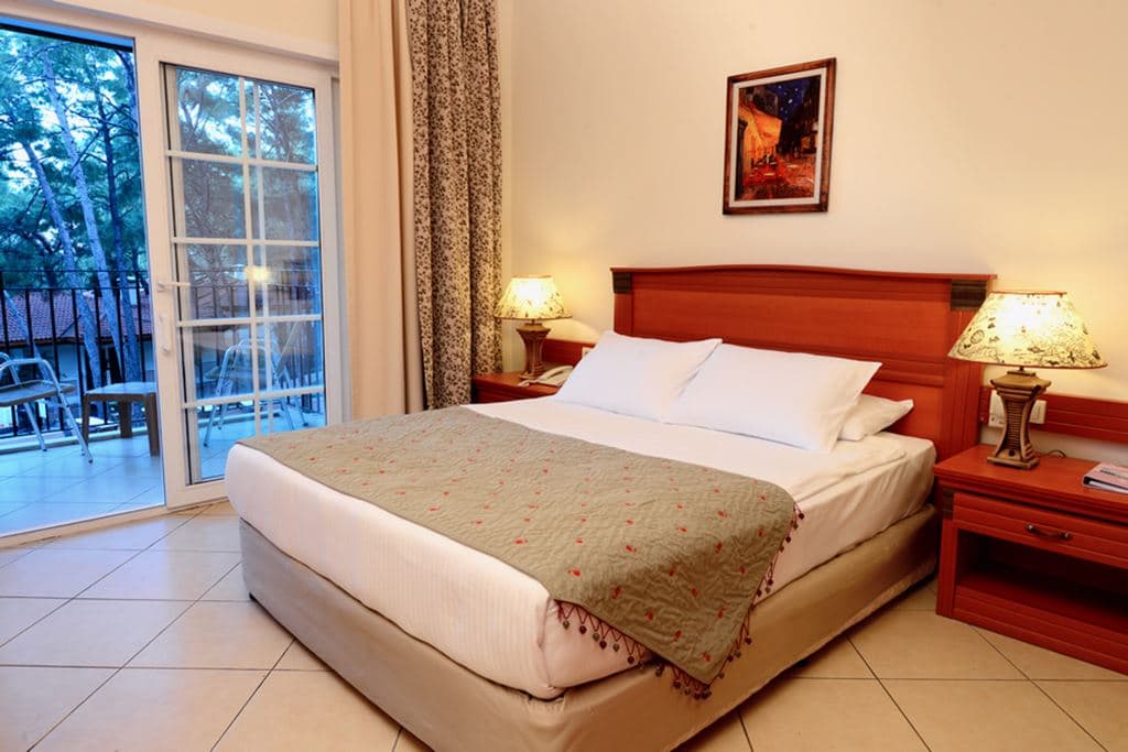 rooms-economy-standard-room
